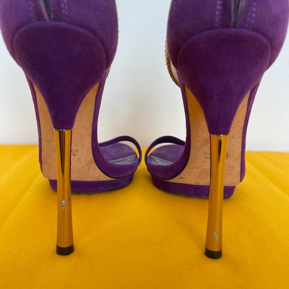 Gucci Suede and Python Sandals - Picture 16 of 17